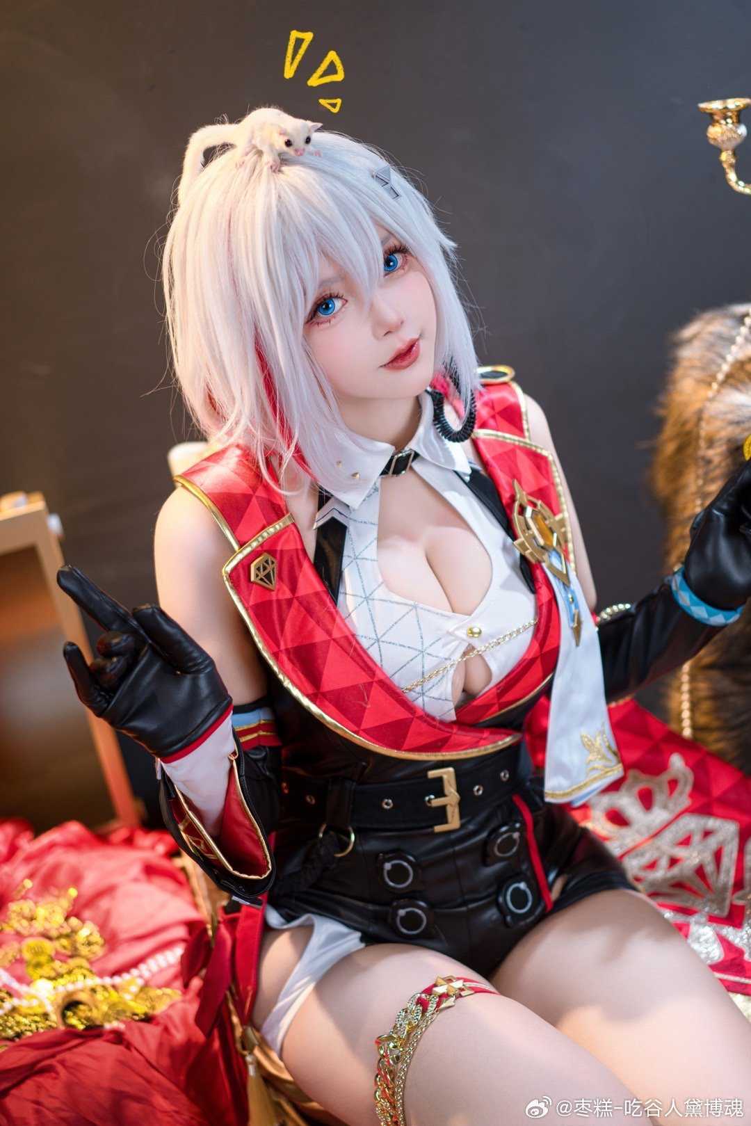 COSPLAY时间不等人，不妨现在就开始吧！崩坏：星穹铁道托帕@枣糕-吃谷人黛博魂